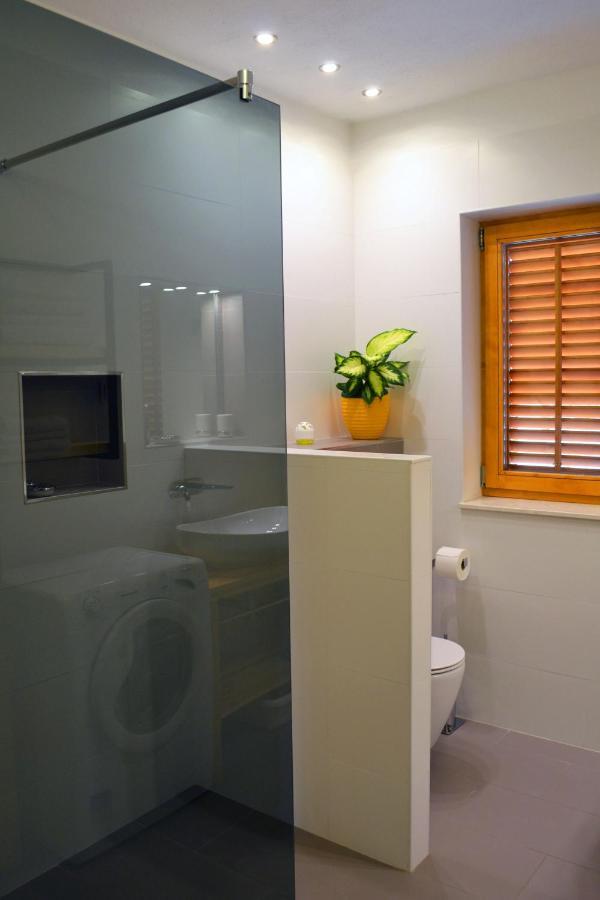 Apartment Jade Vodice Exteriör bild